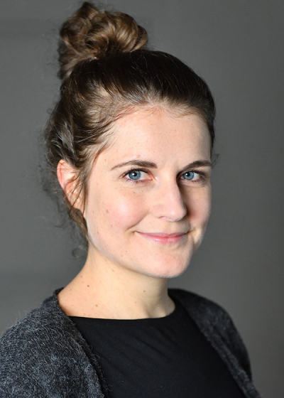 Solange gespielt von Wiltrud Stieger