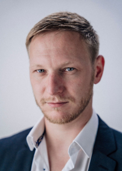 Steve / Ross / Joe gespielt von Johannes Schmid